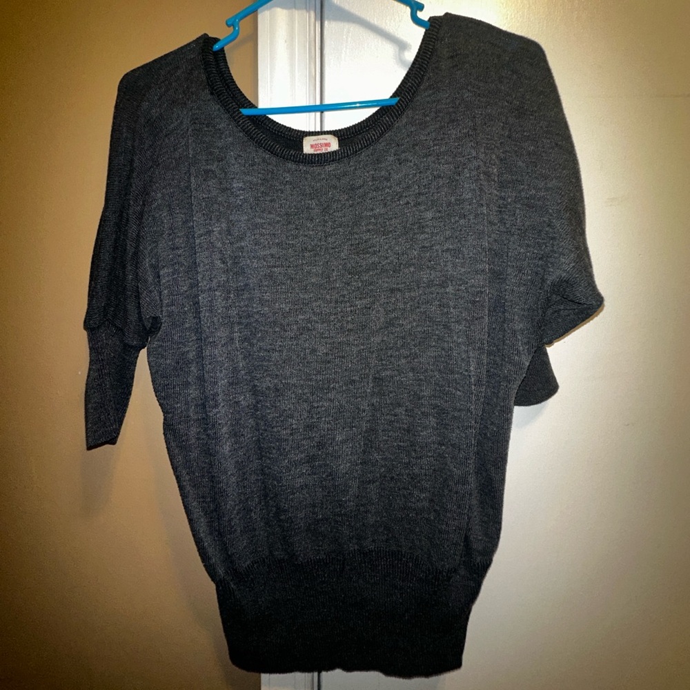 3/4 sleeve grey top